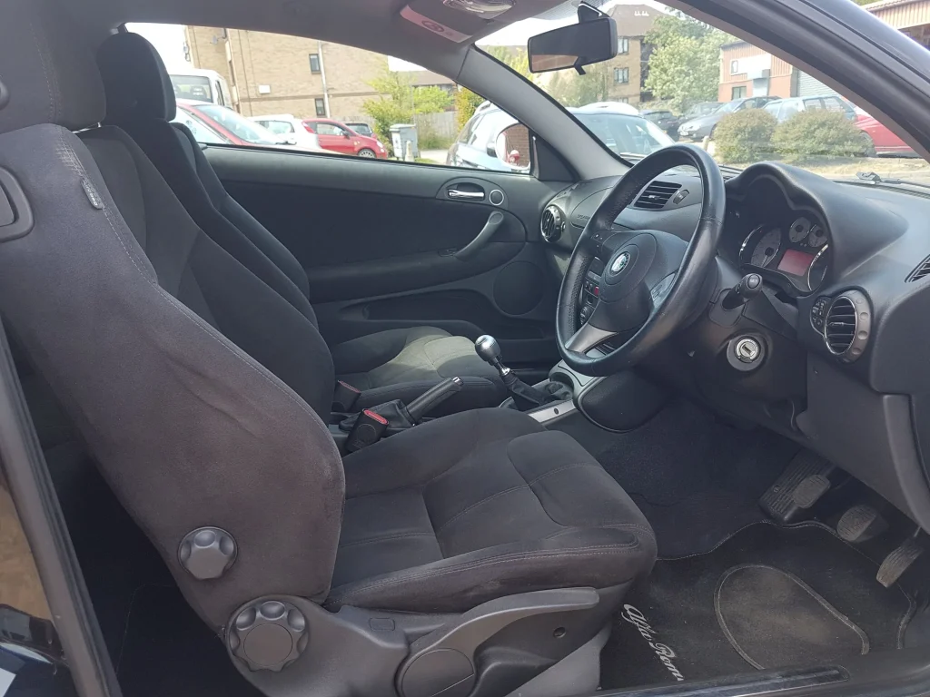 Alfa Romeo GT Alfatex uphsoltery