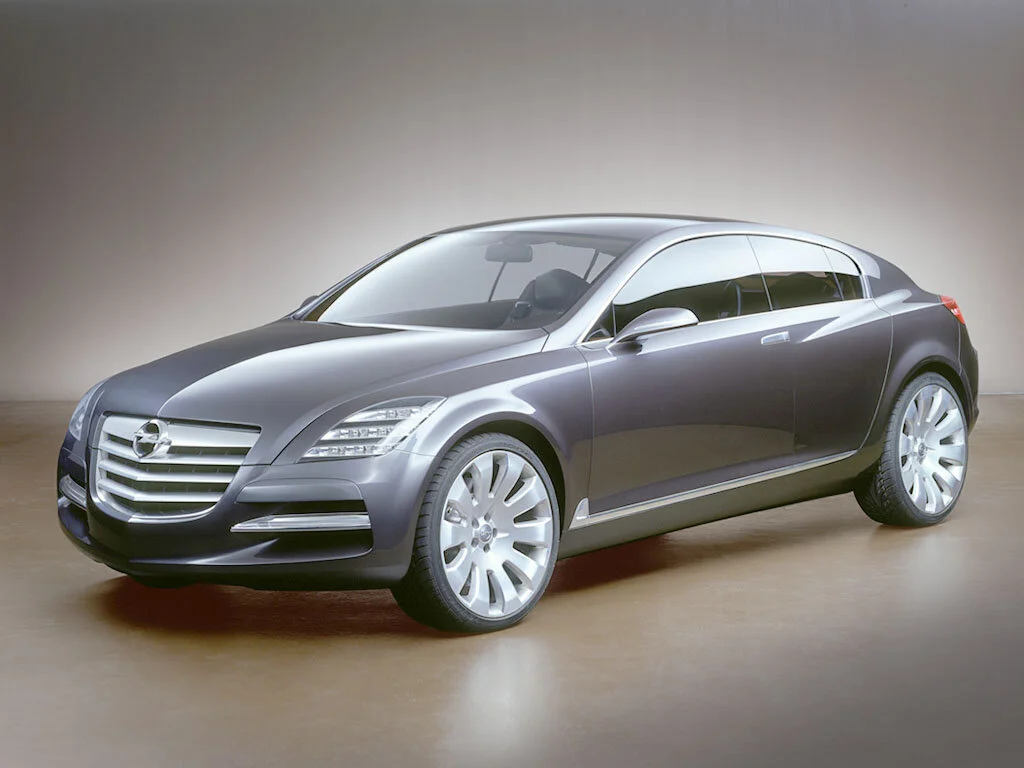 The 5.7 V8-powered, 339bhp Insignia concept from 2003