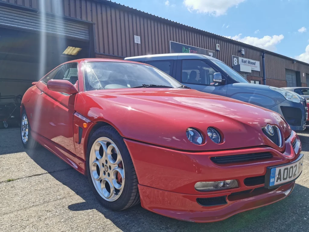 Alfa Romeo GTV V6 cam belt change