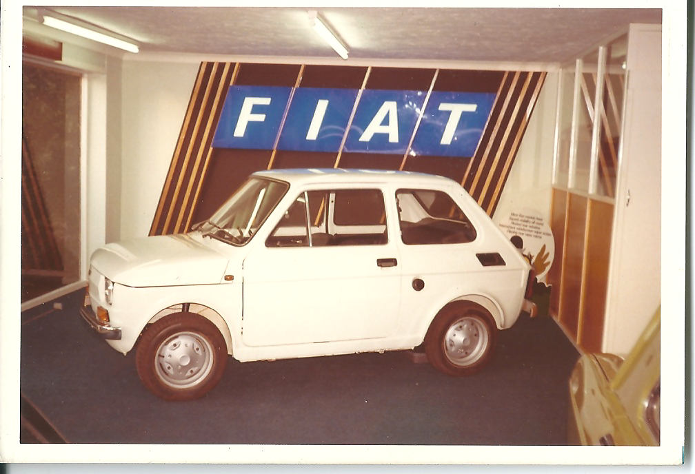  I’m not sure what I’d rather magically find in the italicar workshop tomorrow morning, that car or the sign. 