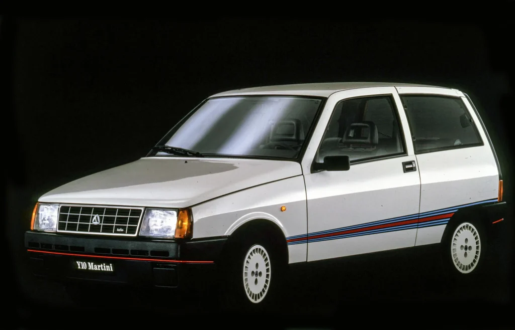 Lancia Y10 Turbo Martini special edition