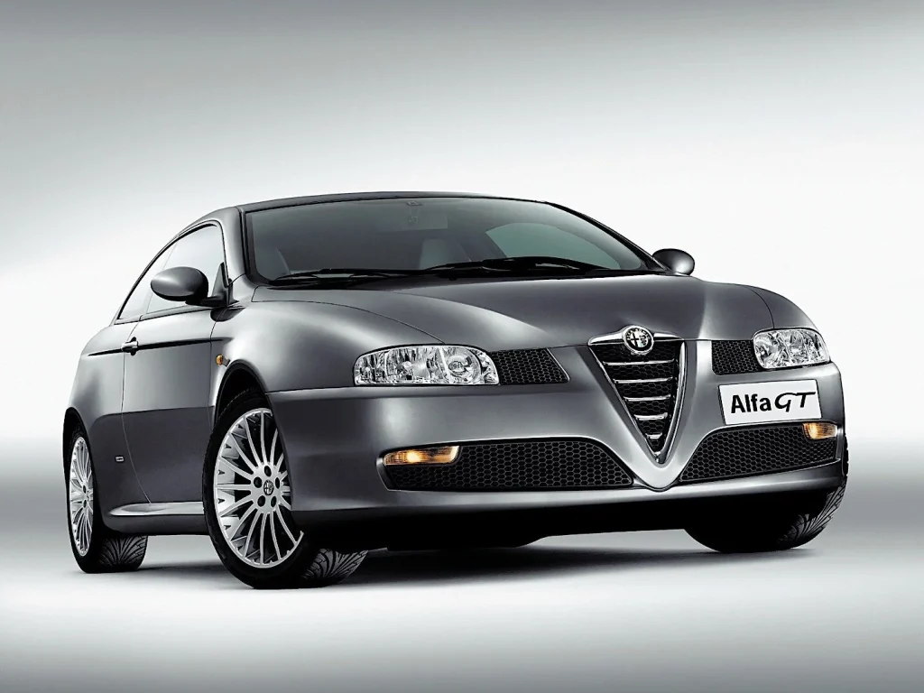 Alfa Romeo GT 1.8 Twin Spark engines
