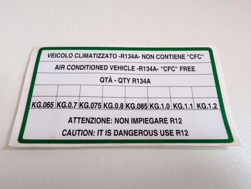 AIR CONDITIONING R134A - Under Bonnet Sticker / Decal