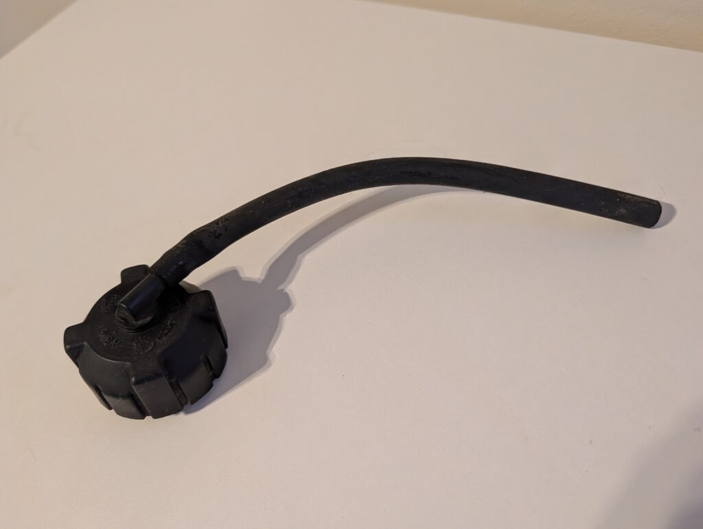 46556738 Fiat / Lancia Radiator Cap used for sale