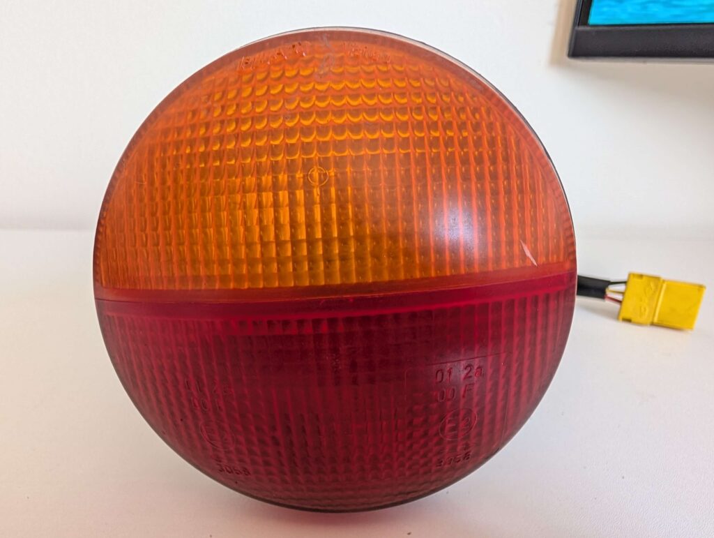 FIAT COUPE Rear / Tail Light & Indicator Assembly 46303567