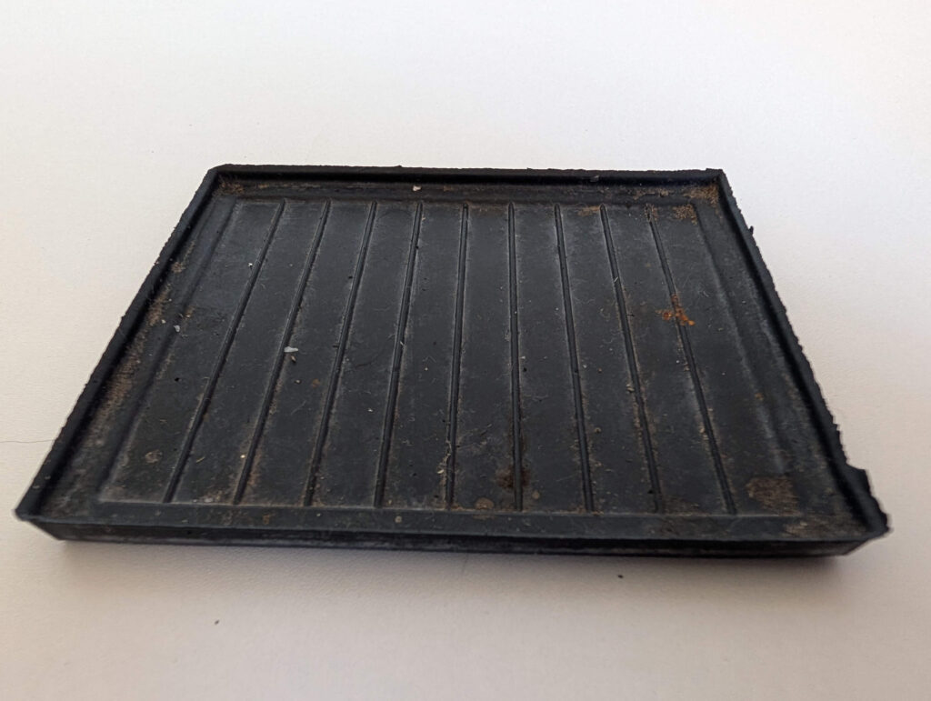 46303967 Fiat Coupe centre console rubbet mat covering
